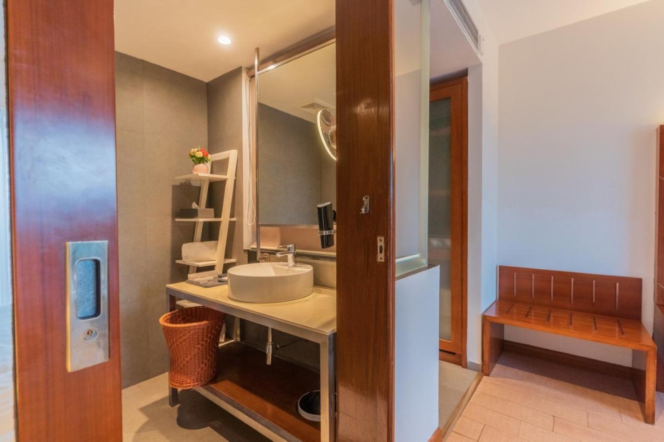 קנדולים De Mandarin Hotel Goa מראה חיצוני תמונה