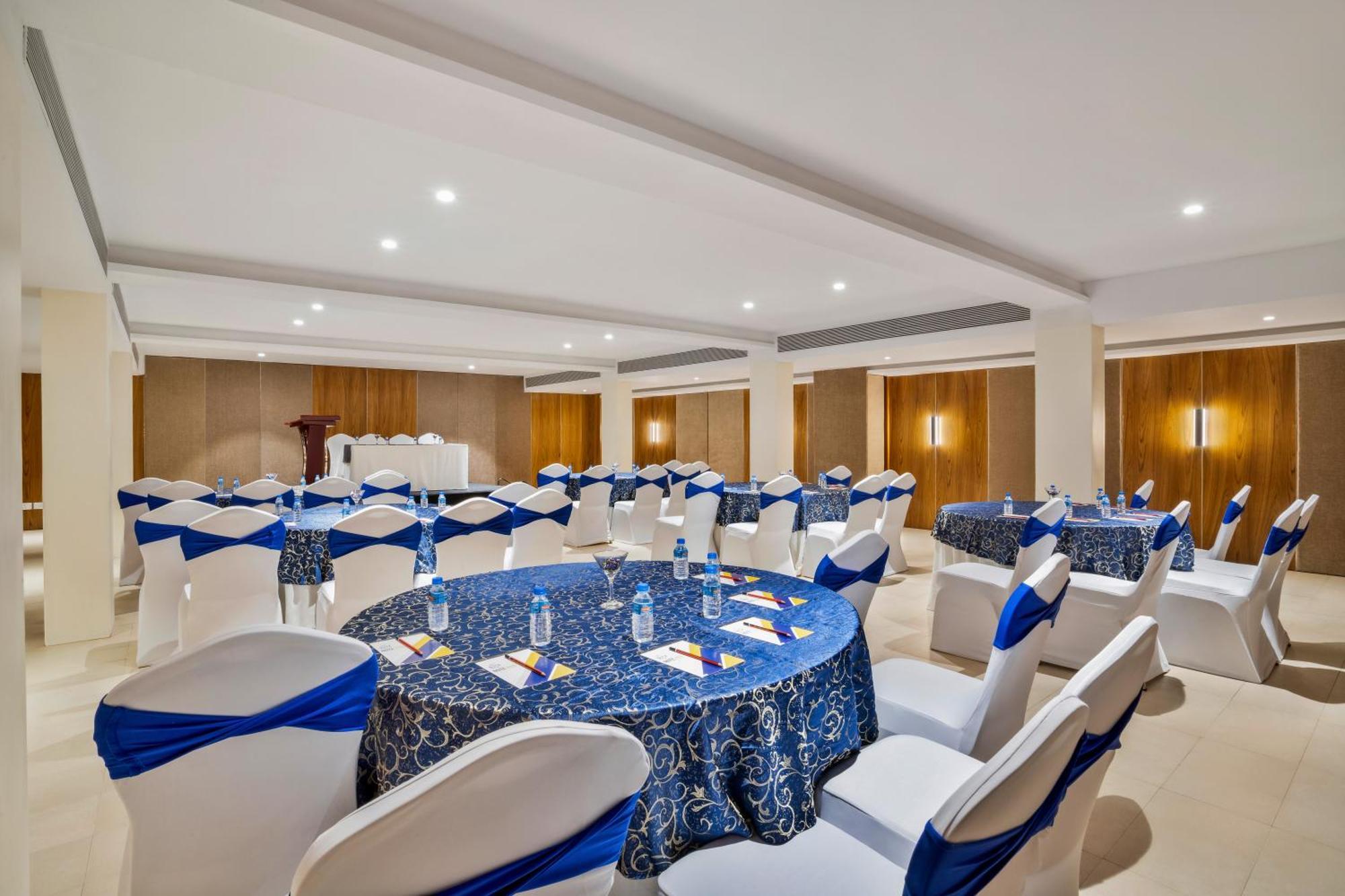 קנדולים De Mandarin Hotel Goa מראה חיצוני תמונה